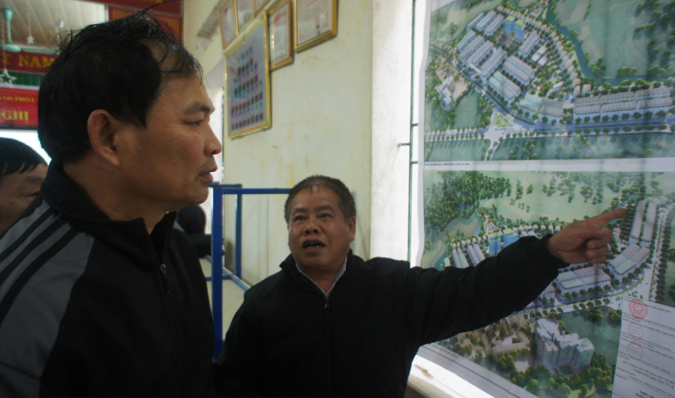 Người dân thôn Quảng Liên 1 quan tâm đến đồ án quy hoạch